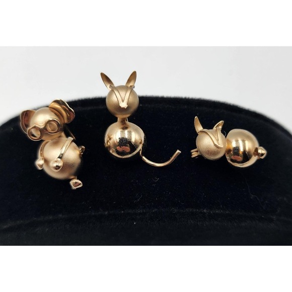 3 Tiny Gold Tone Lapel Hat Pin Brooch Animals Mouse Cats Bunnies - Picture 1 of 8
